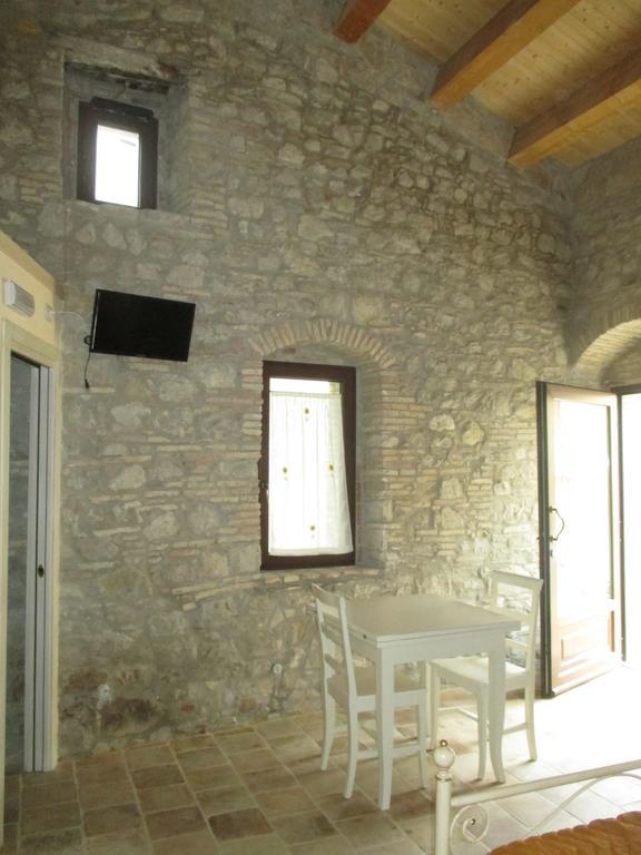 Residenza Sant'Antonio Hotel Deliceto Eksteriør billede